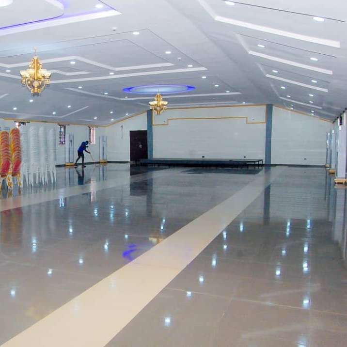 Qunuz Event center
